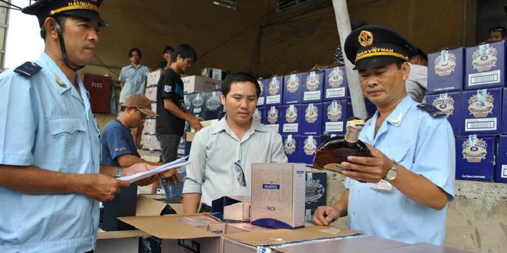 Responsibilities of a professional customs broker